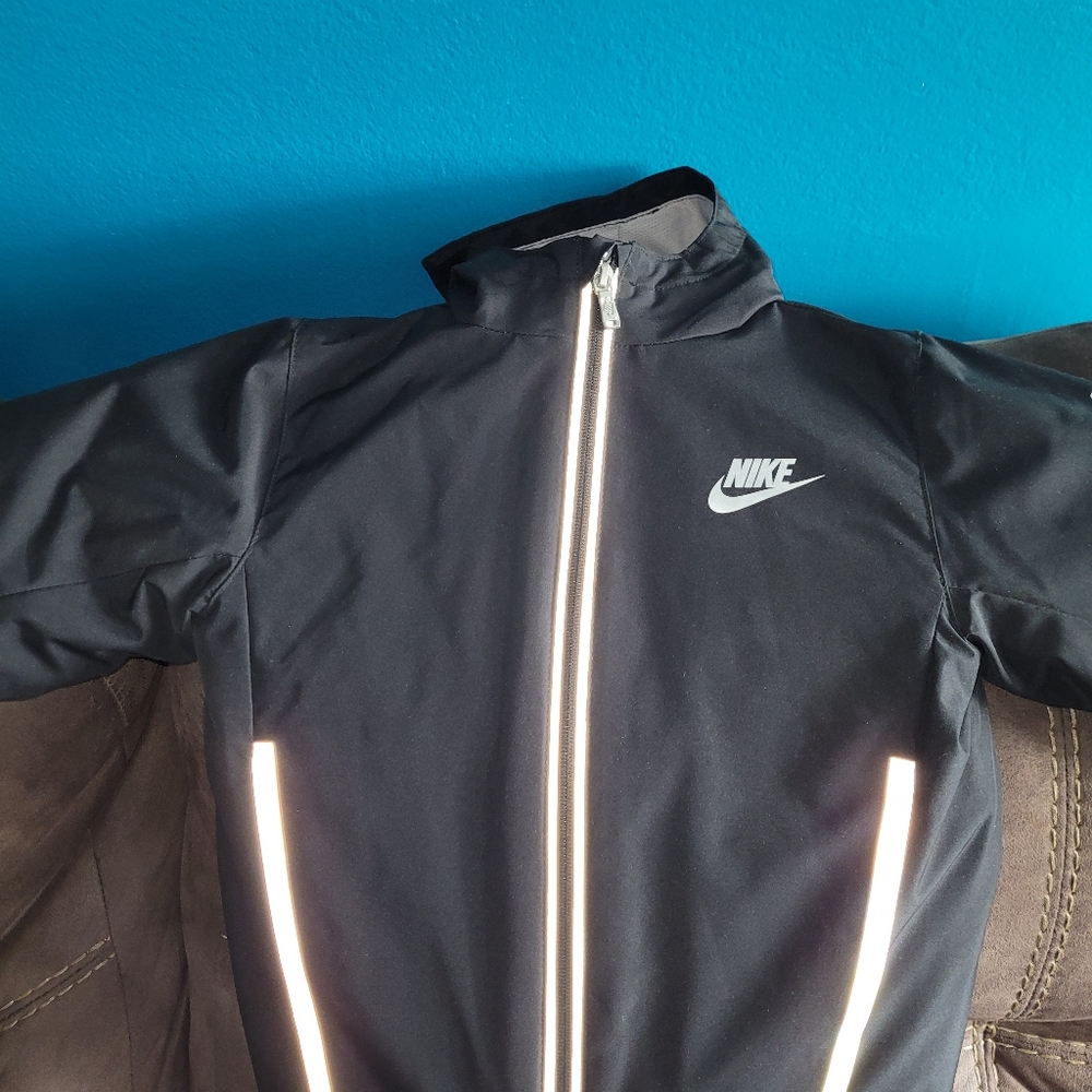 Nike toddler coat.